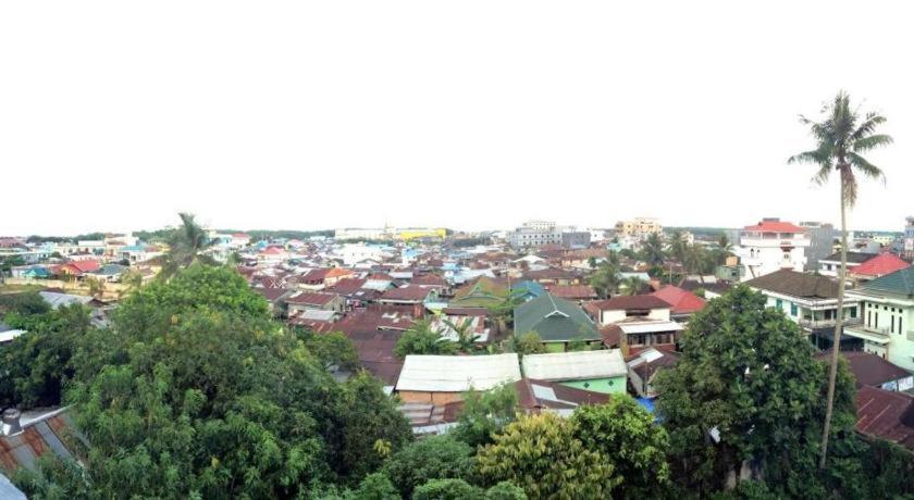 Hotel D' CaLia Tarakan Bagian luar foto