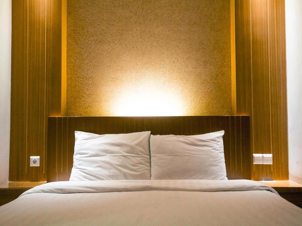 Hotel D' CaLia Tarakan Bagian luar foto