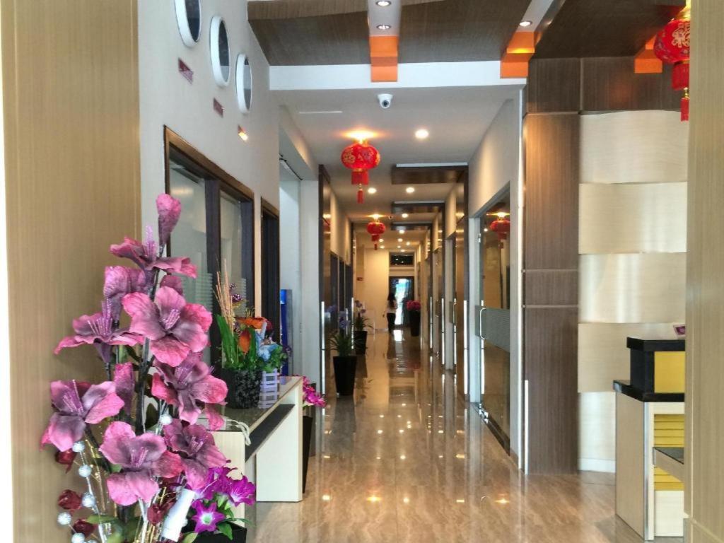 Hotel D' CaLia Tarakan Bagian luar foto