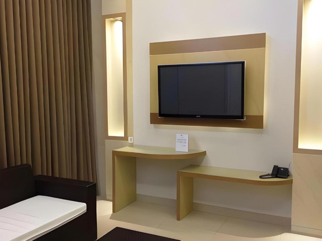 Hotel D' CaLia Tarakan Bagian luar foto