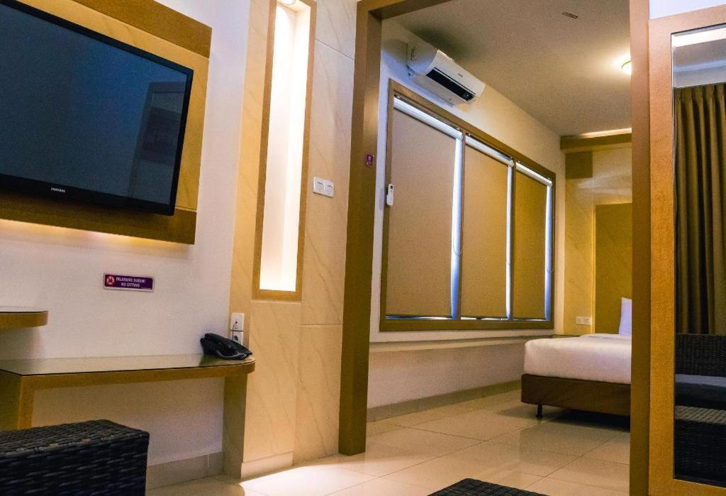 Hotel D' CaLia Tarakan Bagian luar foto