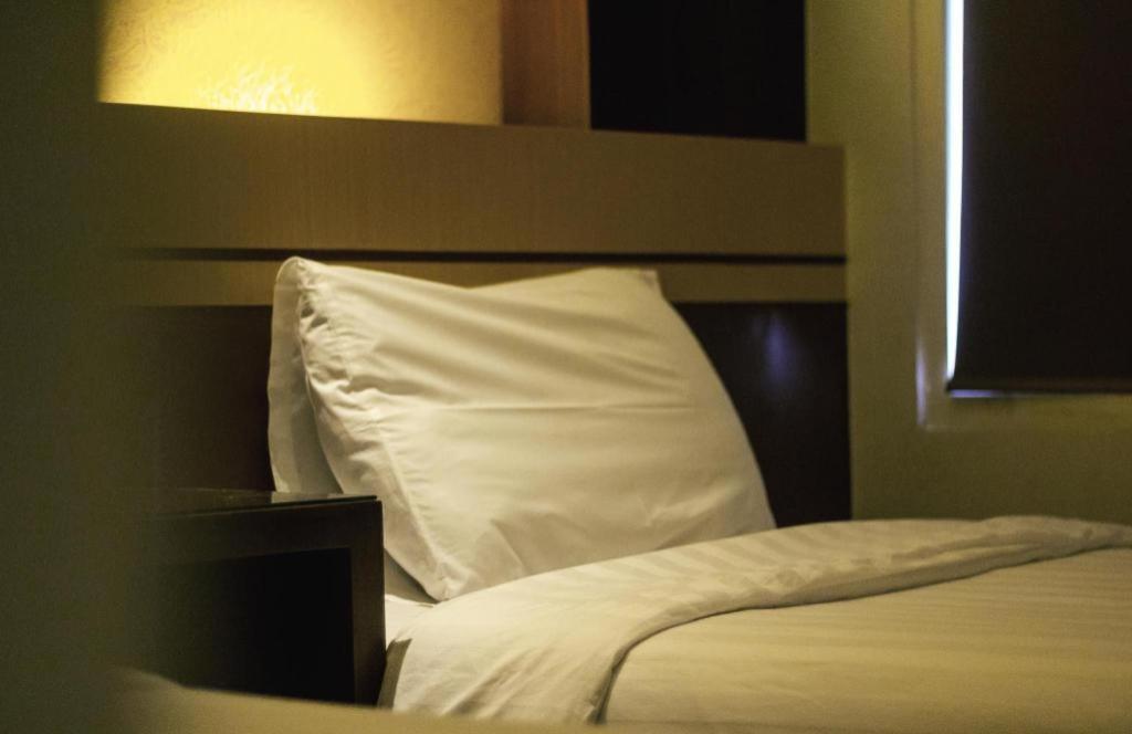 Hotel D' CaLia Tarakan Bagian luar foto