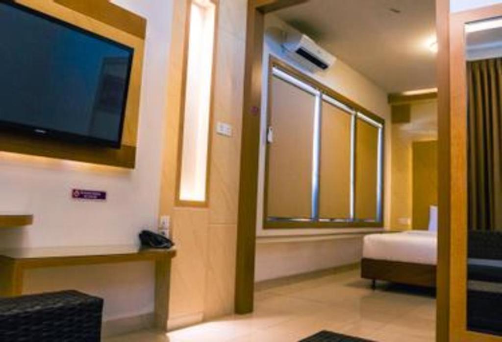 Hotel D' CaLia Tarakan Bagian luar foto